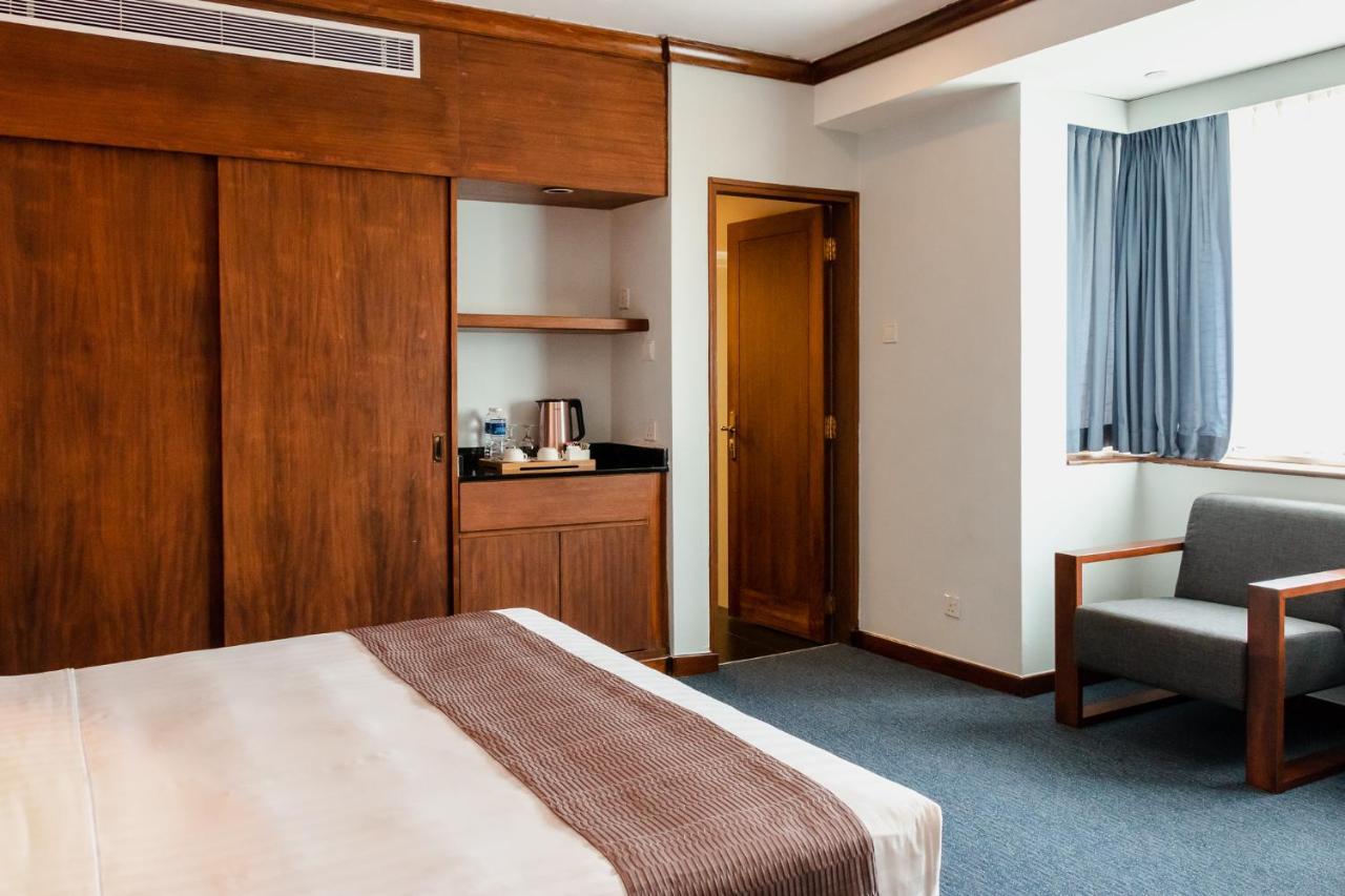 Rm Hotel Singapore Exteriör bild